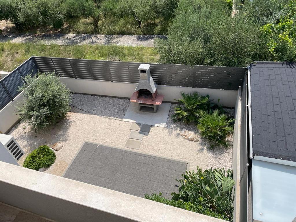 Ferienhaus Luka ザダル エクステリア 写真